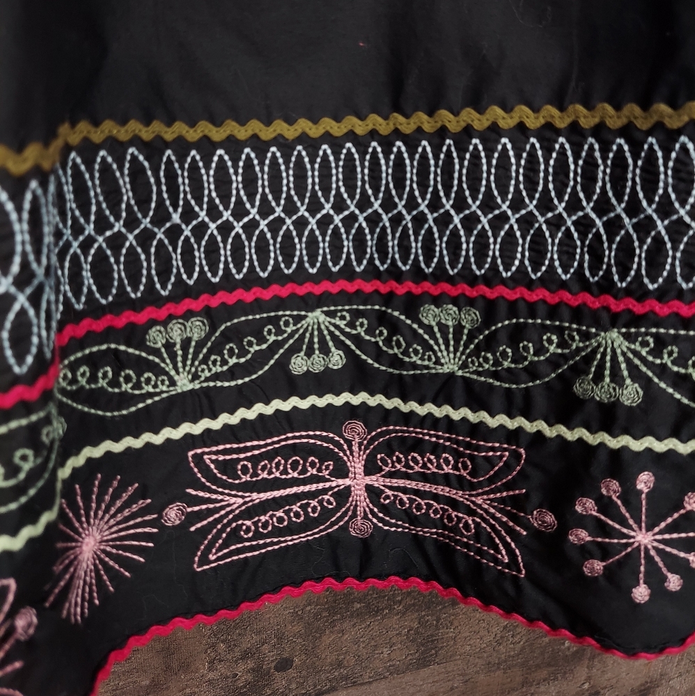 Peruvian Connection Embroidered Skirt - Picture 2 of 6